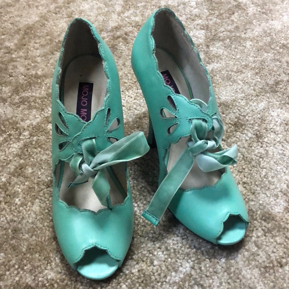 Mojo moxy heels
